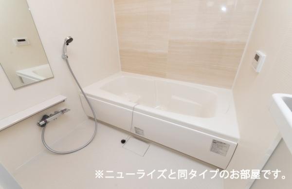 ラ・フルール　麓　弐番館