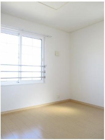 サニーエアポート　２号館