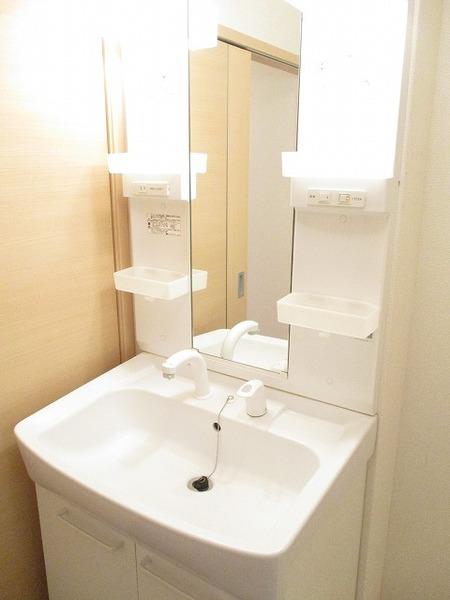 サニーエアポート　２号館