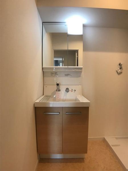 KoOlinaD（コオリナディ）