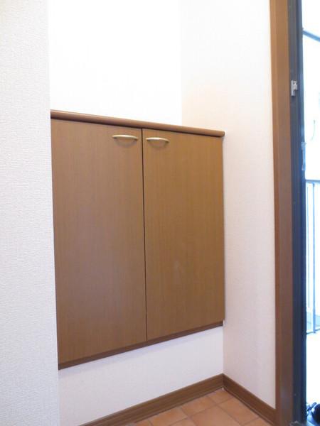 アムール神宮A棟