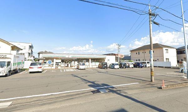 オレンジヒルズ B棟(セブンイレブン佐土原広瀬中学校前店)