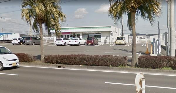 グランディール橘Ｃ(ファミリーマート宮崎大島店)