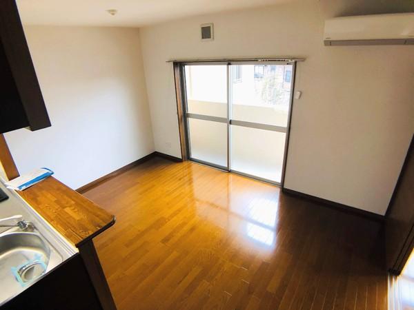 COLLINE（コリーヌ）