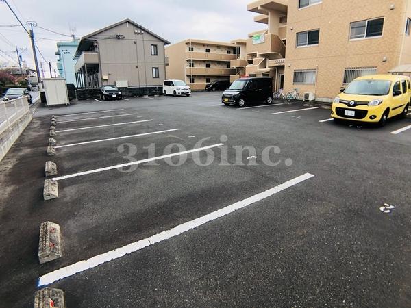 COLLINE（コリーヌ）