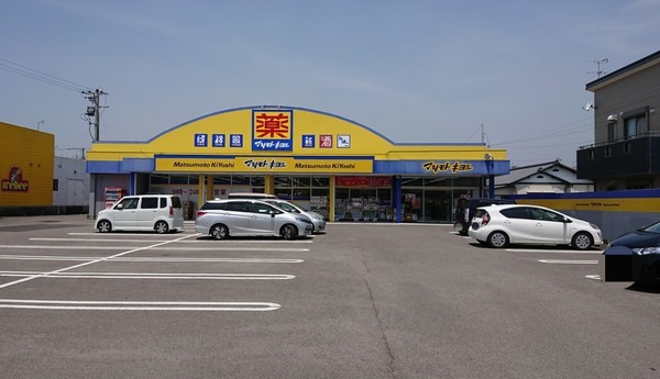 ハナミズキ　ガーデン　Ａ棟(マツモトキヨシ住吉店)