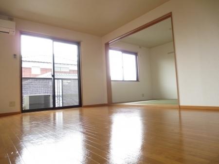 プログレス・アイ　B棟