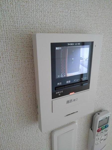 フェリーチェ　リノ