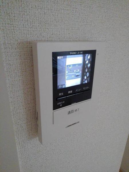 フォレスト　Ｔ・Ｈ　３