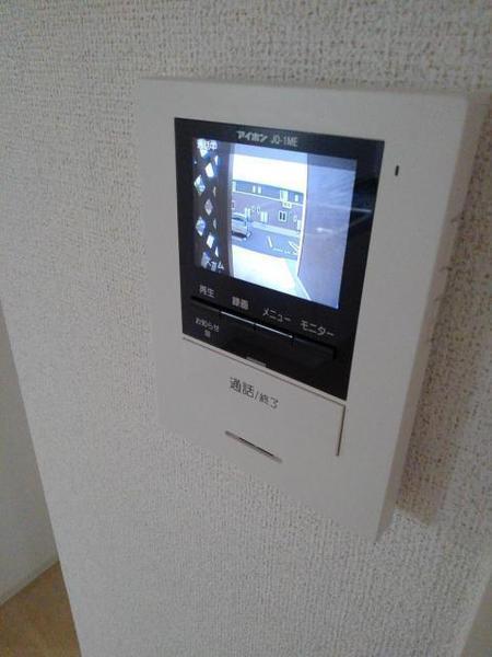 フォレスト　Ｔ・Ｈ　３