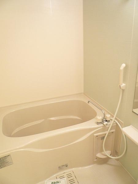 メゾン　ド　アダージョ　Ｂ