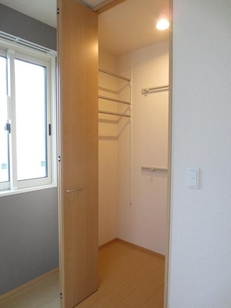 D-room加納A棟