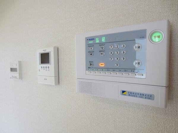 D-room加納A棟
