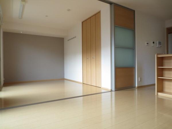 D-room加納A棟
