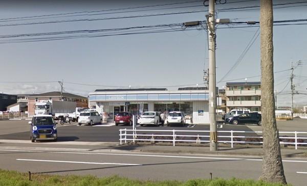 ヴィレッタB棟(ローソン宮崎稗原町店)