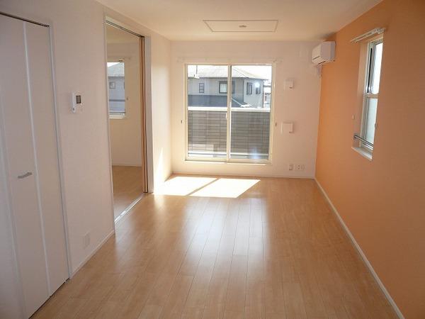 ヴィラ・ルピナス３