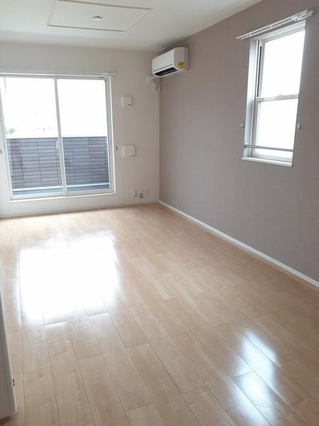 ヴィラ・ルピナス３