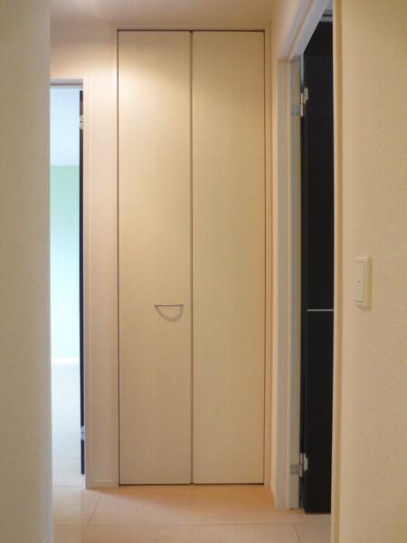 コルナス　ヒル　アイエフ