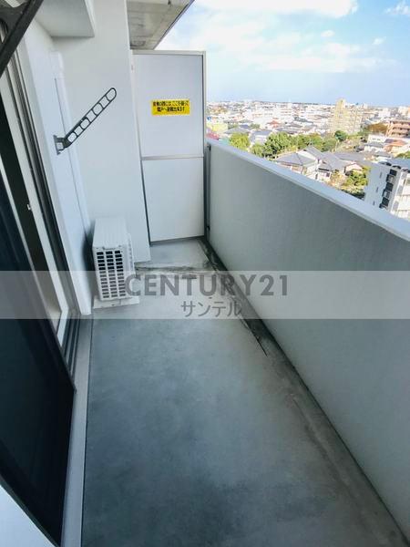 KoOlinaShiomi(バルコニー)