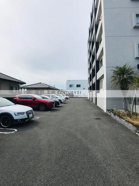 Brook'sSquare2(駐車場)