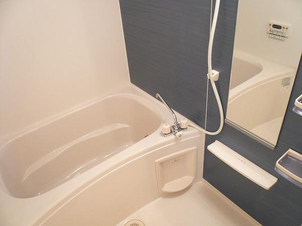 サン　アヴェニュー