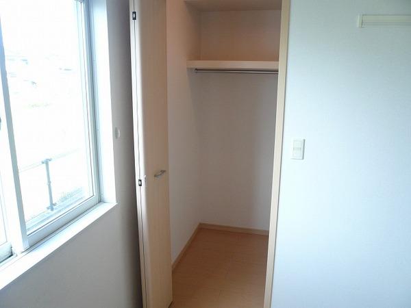 サン　アヴェニュー