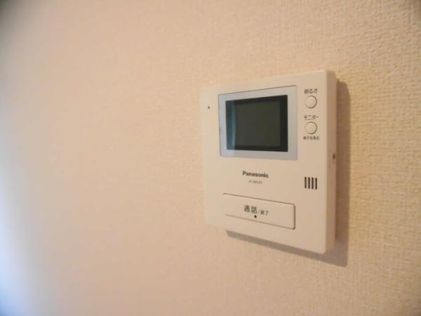 コルナス　ヒル　アイエフ