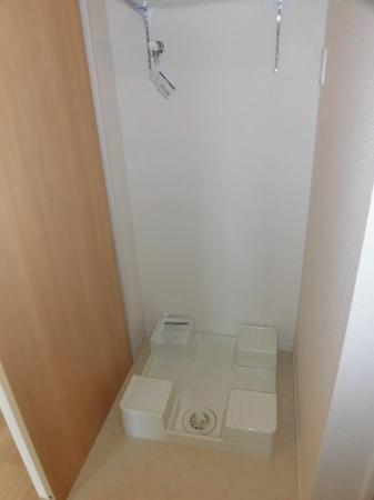 グランドシャインA棟