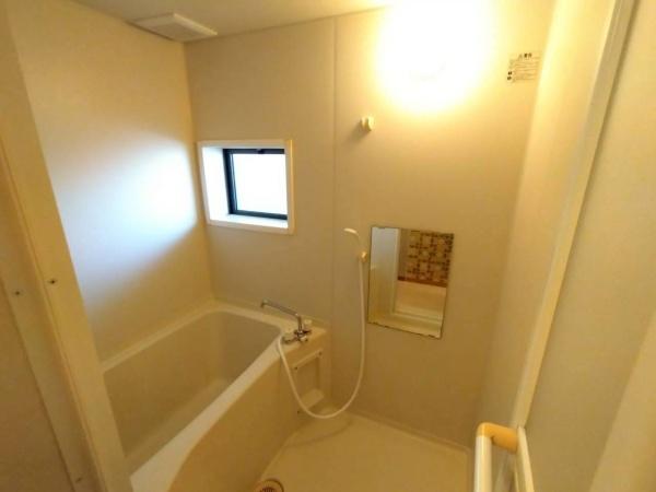 ユニヴェール白山