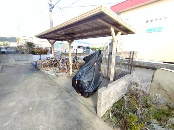 ユニヴェール白山