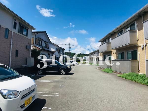 D-room加納B棟