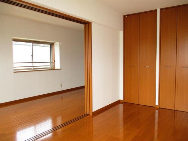 ファミリアOdo(洋室)