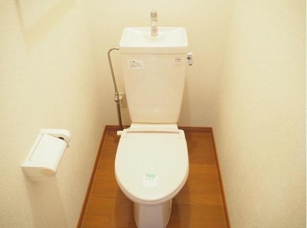 フラワーイーストハイツ