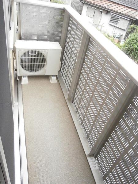 シャトル小松