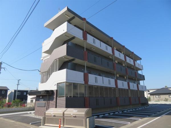 Nuoveconnessioni(駐車場)