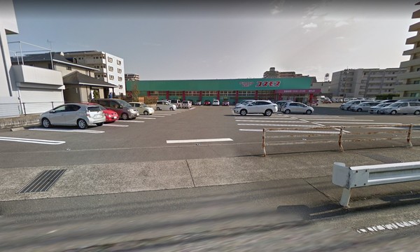 ラパンブラン江平(ディスカウントドラッグコスモス柳丸店)