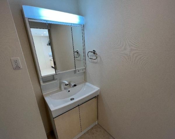 シャイニングヒル