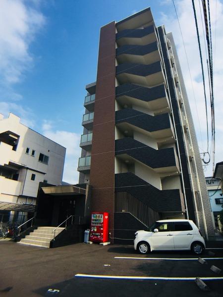 KoOlinaYanagimaru（コオリナ柳丸）