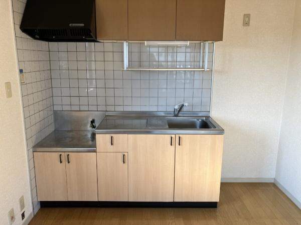 サンライズ吉永E棟