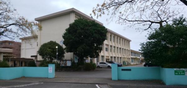 NanaB棟(宮崎市立檍小学校)