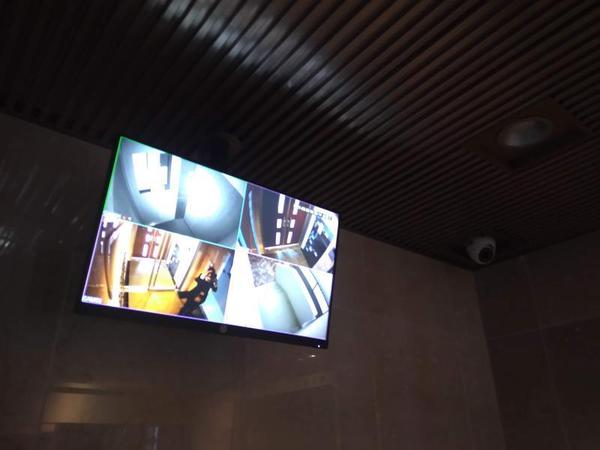 ファヴィオ博物館前