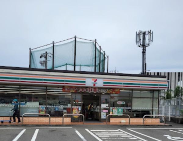 さくらコーポ(セブンイレブン宮崎月見ヶ丘入口店)