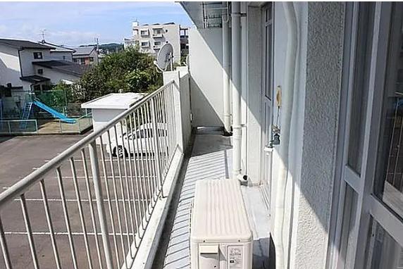 宮崎市花ケ島町屋形町のアパート