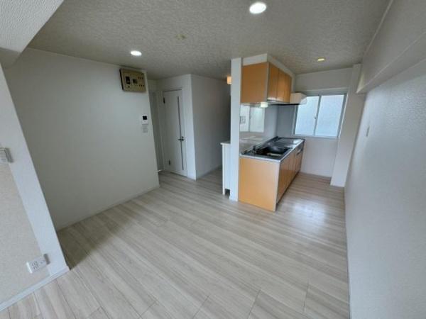 丸吉ビル