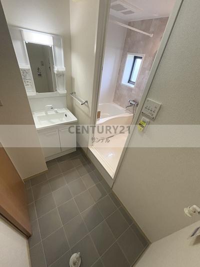 宮崎市小松台西１丁目のアパート
