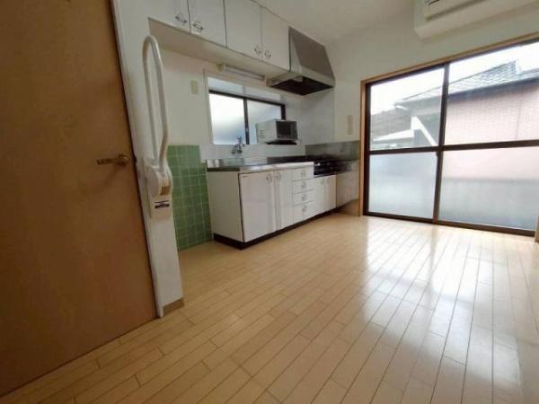 宮崎市本郷１丁目のコーポ