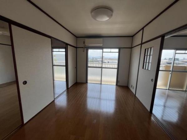 宮崎市城ケ崎２丁目のマンション