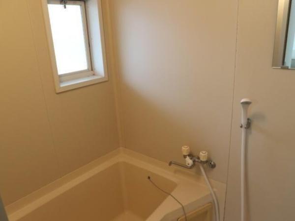 宮崎市大塚町竹下のアパート