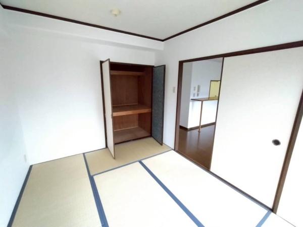 シャルム和知川原(和室)