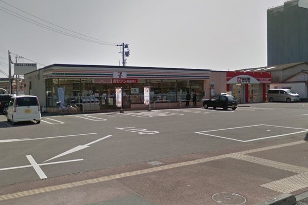 宮崎市柳丸町のマンション(セブンイレブン宮崎江平中町店)